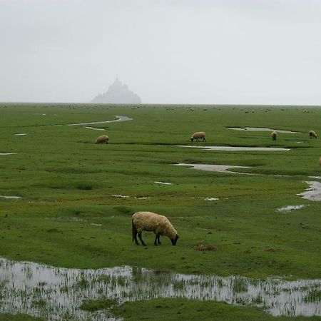 Gite Christian Mont St Michel Villa Sacey Eksteriør bilde