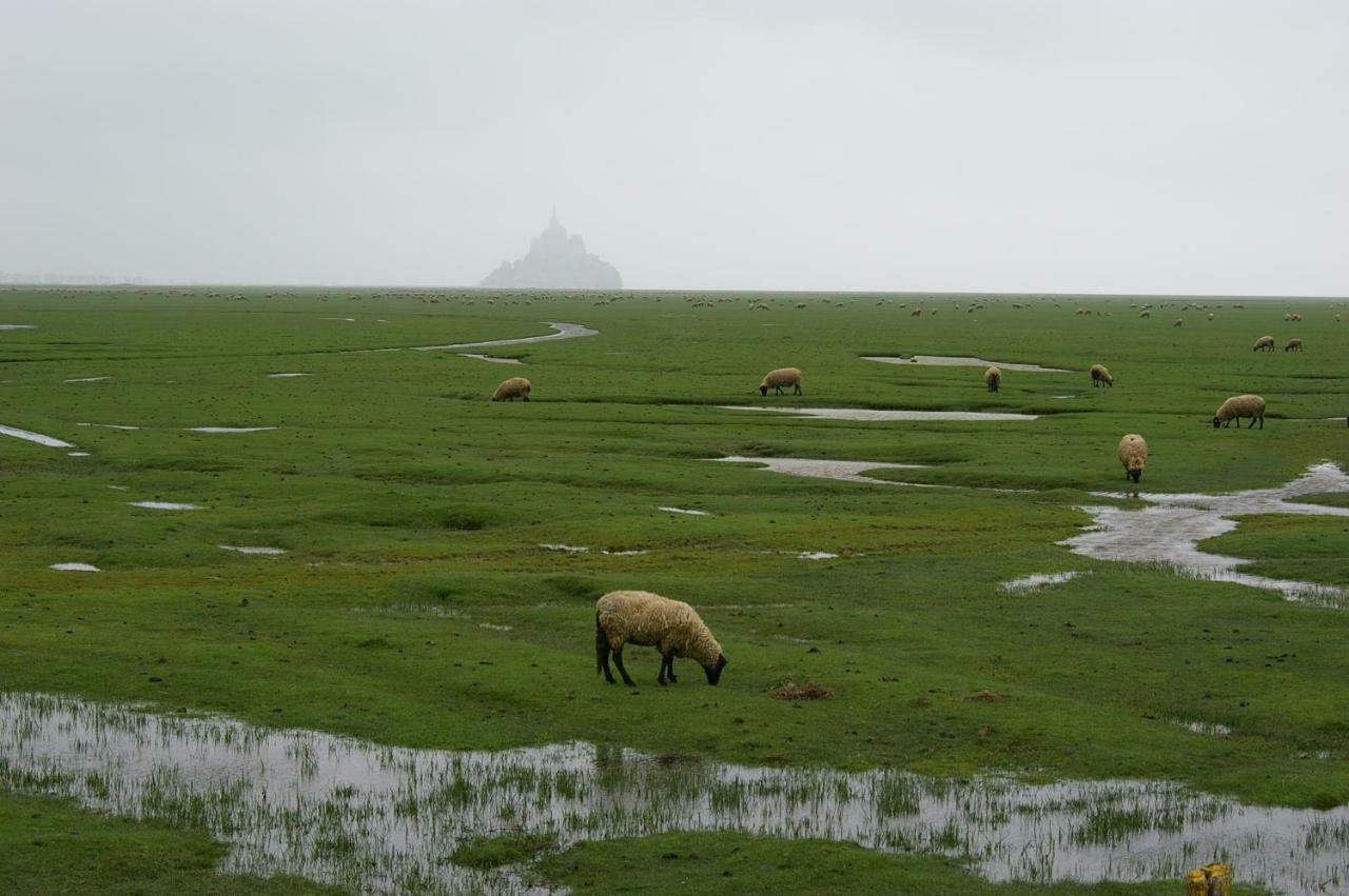 Gite Christian Mont St Michel Villa Sacey Eksteriør bilde